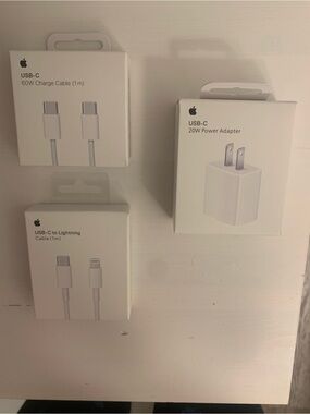 Apple USB-C to Lightning Cable (1m) - White